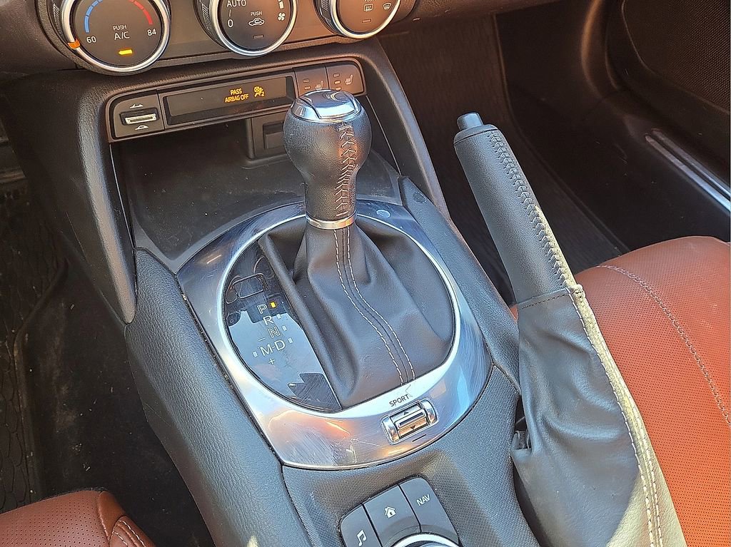 Used 2023 MAZDA MX-5 Miata Grand Touring w/ Weather Package image 27