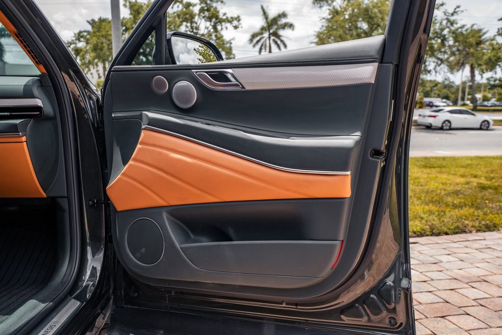 Used 2025 Genesis GV80 3.5T Prestige AWD/4WD image 33