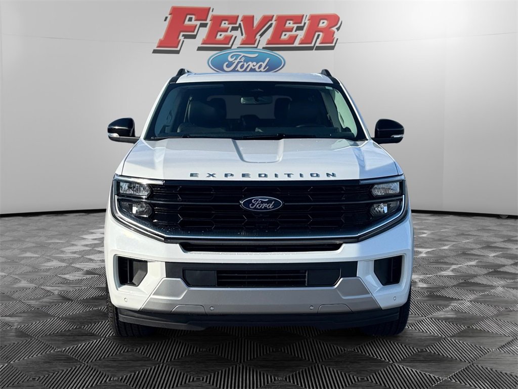 New 2025 Ford Expedition Max Platinum w/ Driver's Package image 8