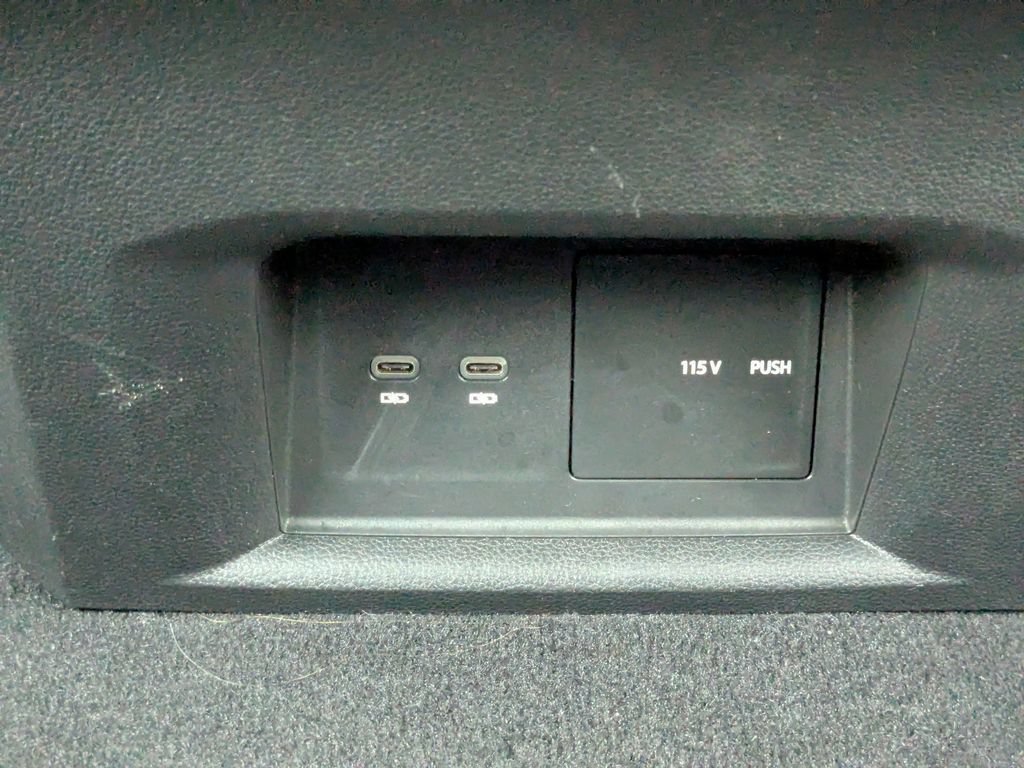Used 2021 Volkswagen Atlas Cross Sport SE AWD/4WD image 21