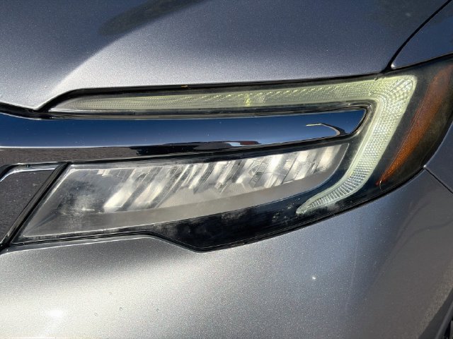 Used 2019 Honda Pilot Touring image 9