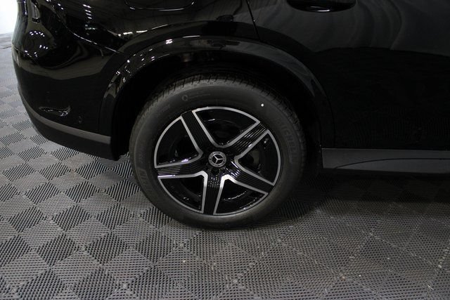 New 2026 Mercedes-Benz GLC 300 4MATIC image 11