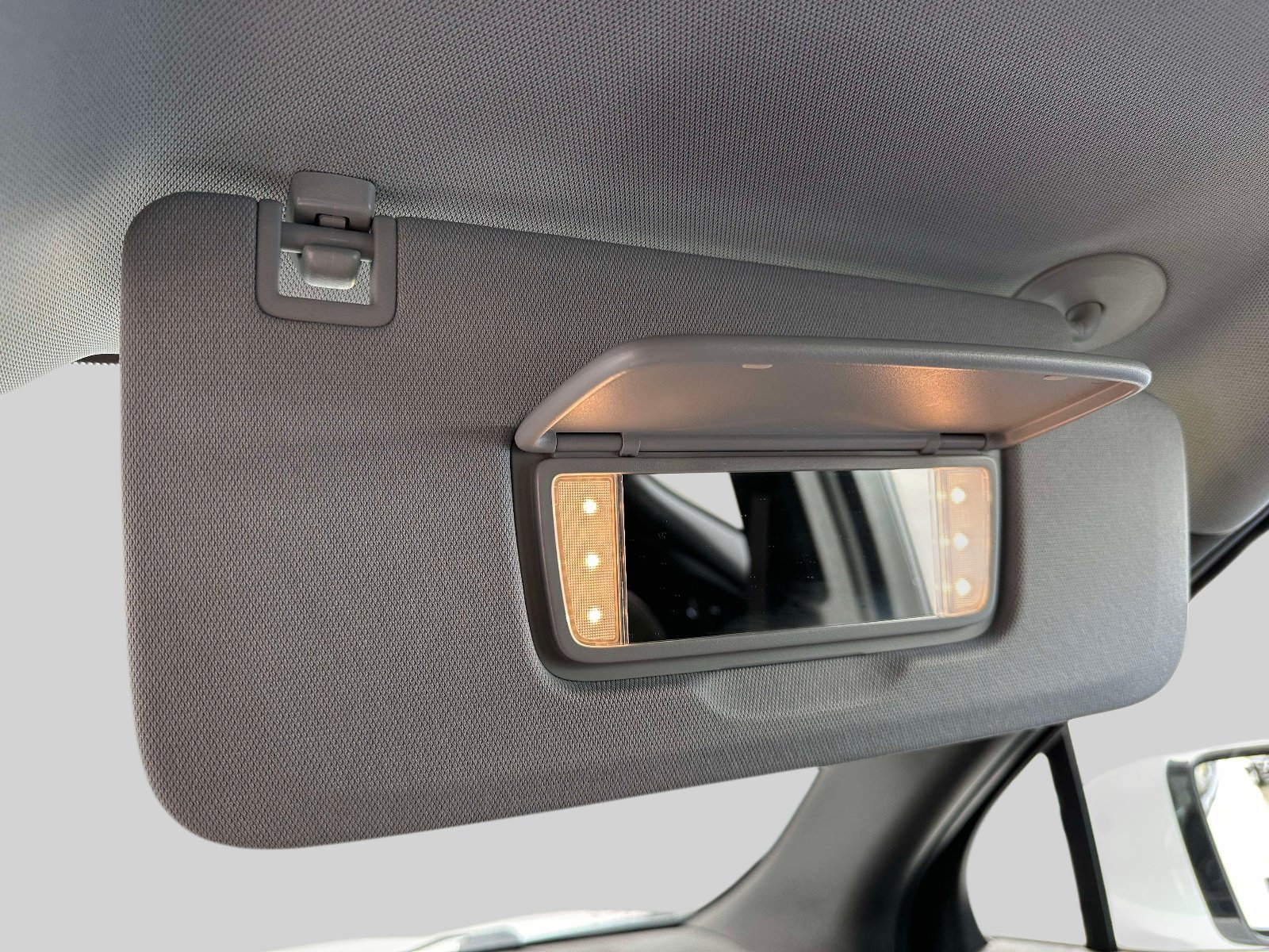 Used 2021 Chevrolet Blazer LT AWD/4WD image 35