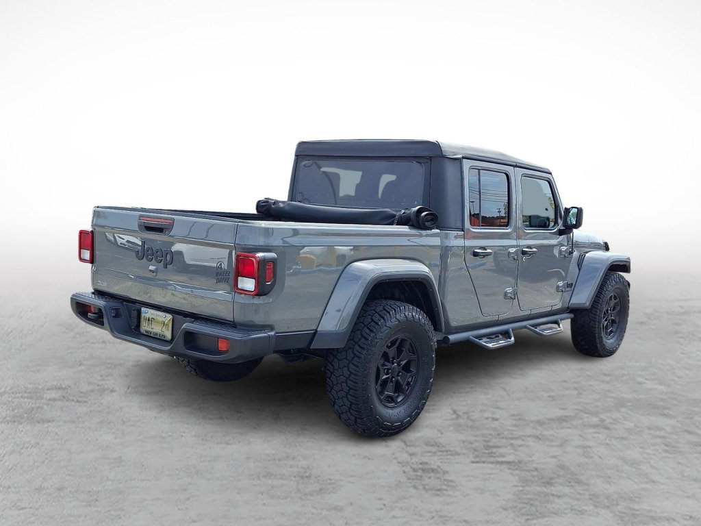 Used 2022 Jeep Gladiator Willys image 5