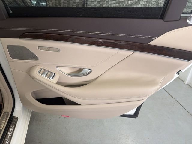 Used 2019 Mercedes-Benz S 560 4MATIC Sedan image 17