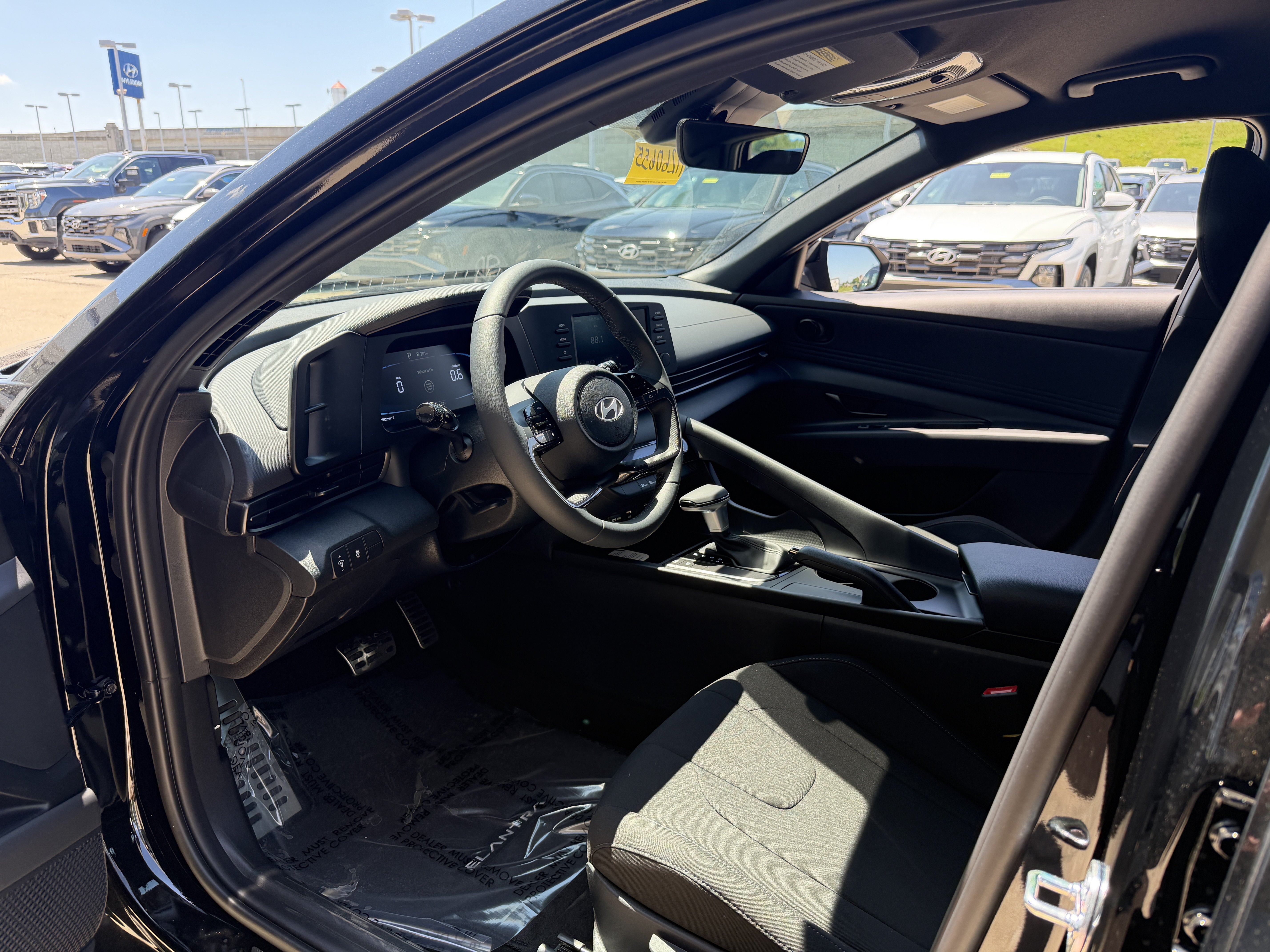 Used 2026 Hyundai Elantra Sport FWD image 23