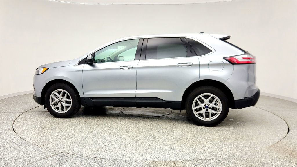 Used 2024 Ford Edge SEL image 8