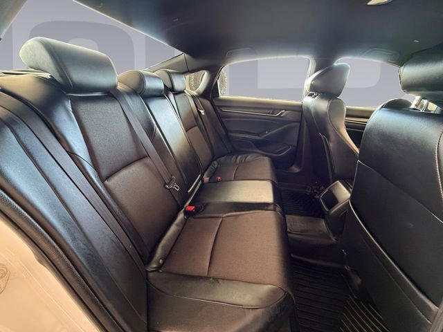 Used 2018 Honda Accord Sport image 18