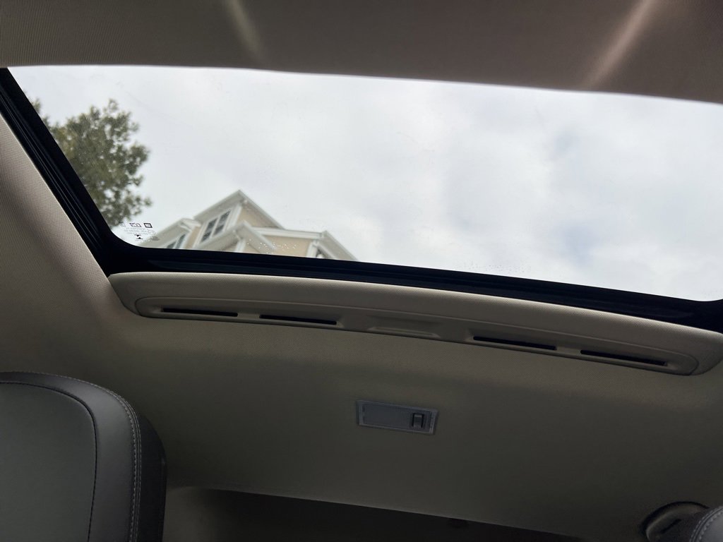 Used 2017 Buick Encore Essence w/ Experience Buick Package image 19