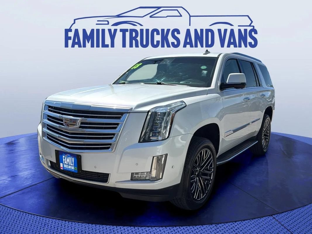 Used 2018 Cadillac Escalade Luxury AWD/4WD video 1