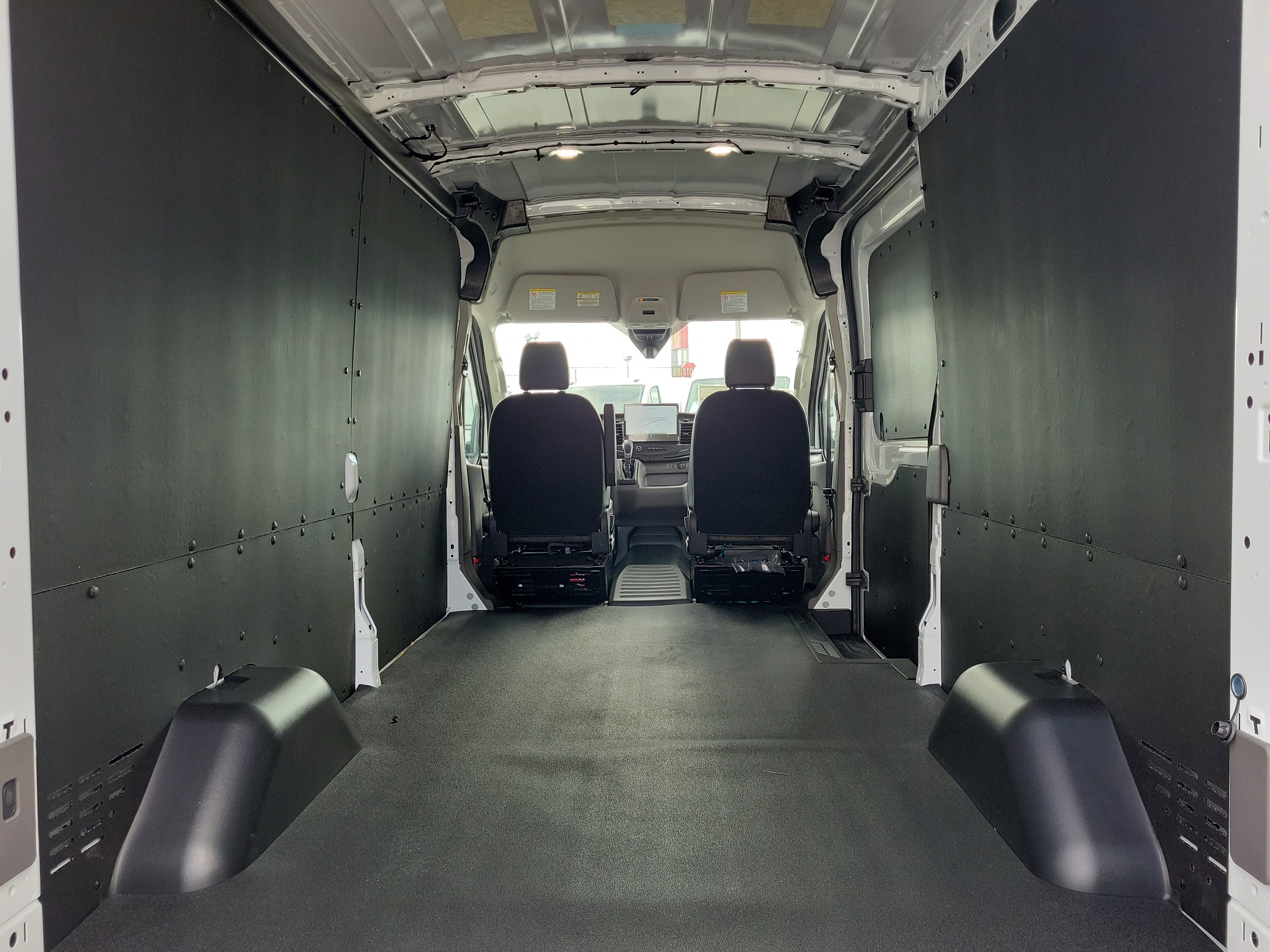 New 2026 Ford Transit 250 148 Medium Roof w/ Load Area Protection Package image 8