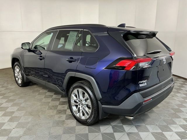 Used 2025 Toyota RAV4 XLE Premium w/ Weather Package AWD/4WD image 8