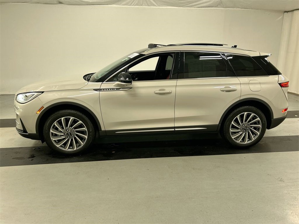 Used 2023 Lincoln Corsair Reserve w/ Equipment Group 201A image 6