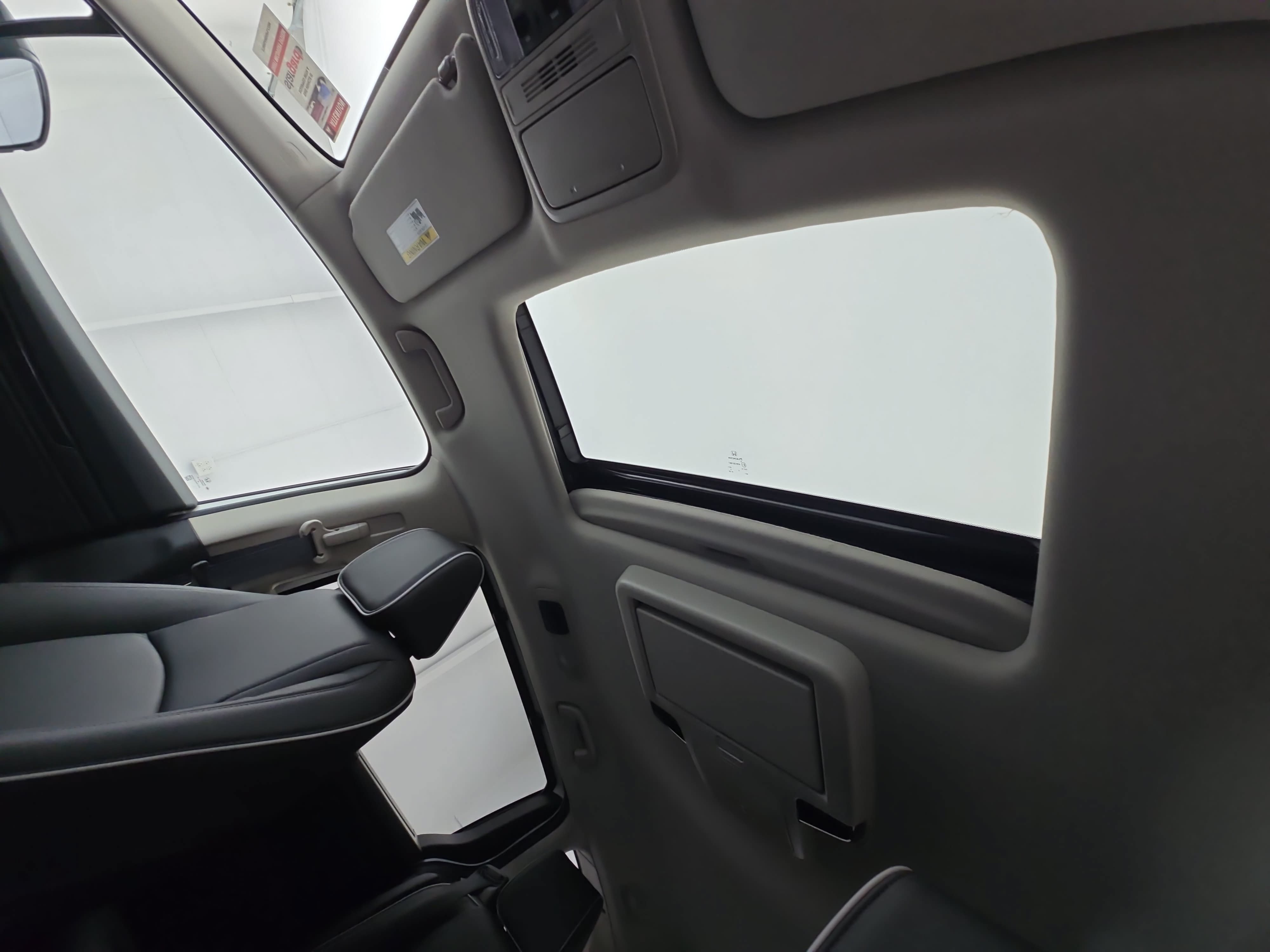 New 2027 Honda Odyssey Touring image 31