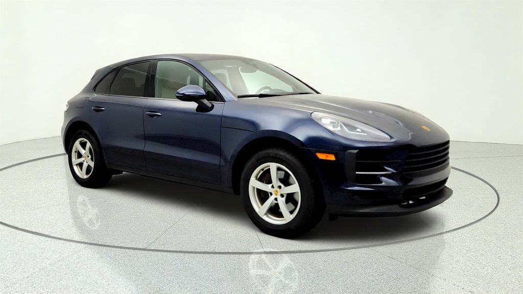 Used 2020 Porsche Macan w/ Premium Package Plus AWD/4WD image 3