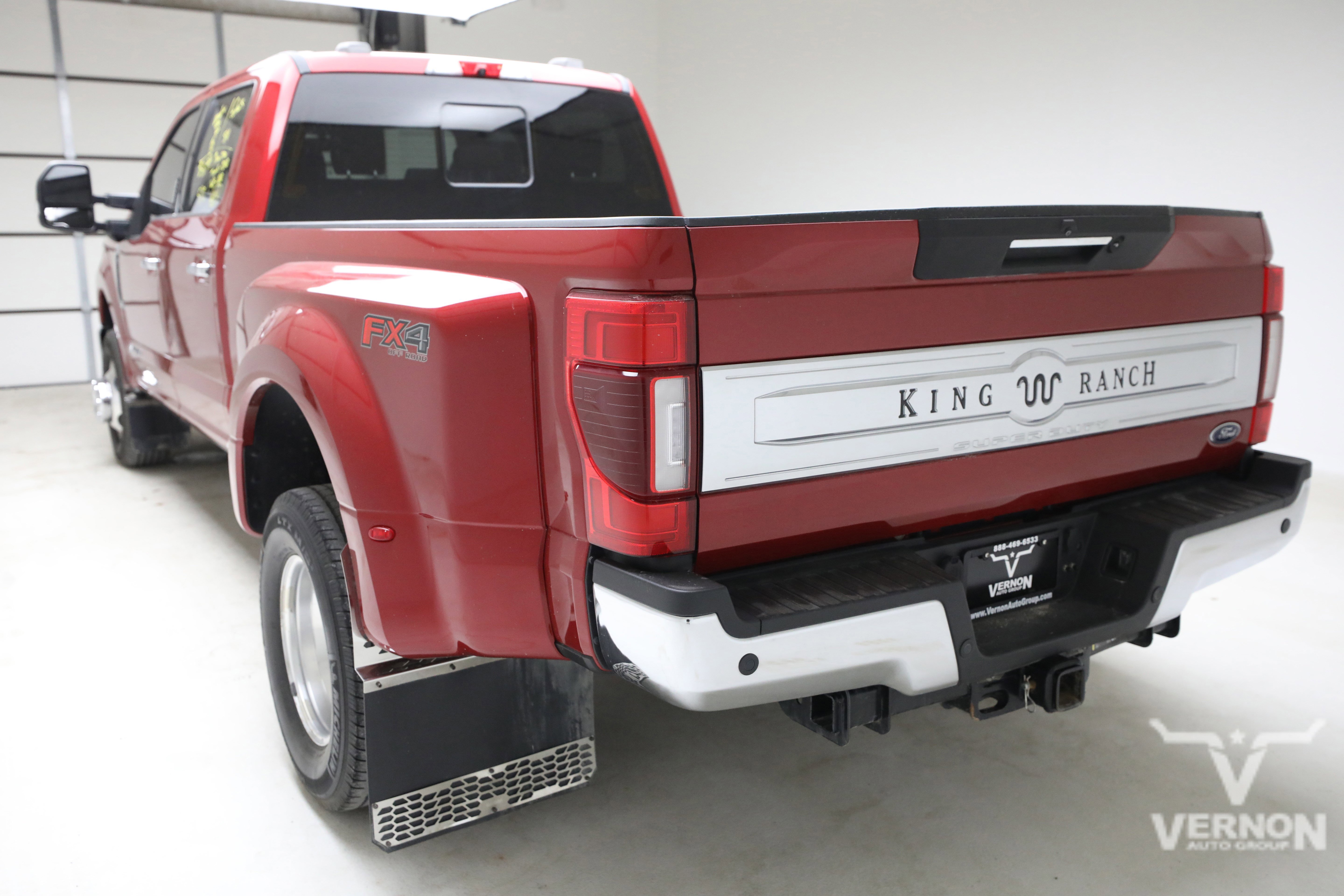 Used 2022 Ford F350 King Ranch w/ King Ranch Ultimate Package AWD/4WD image 2
