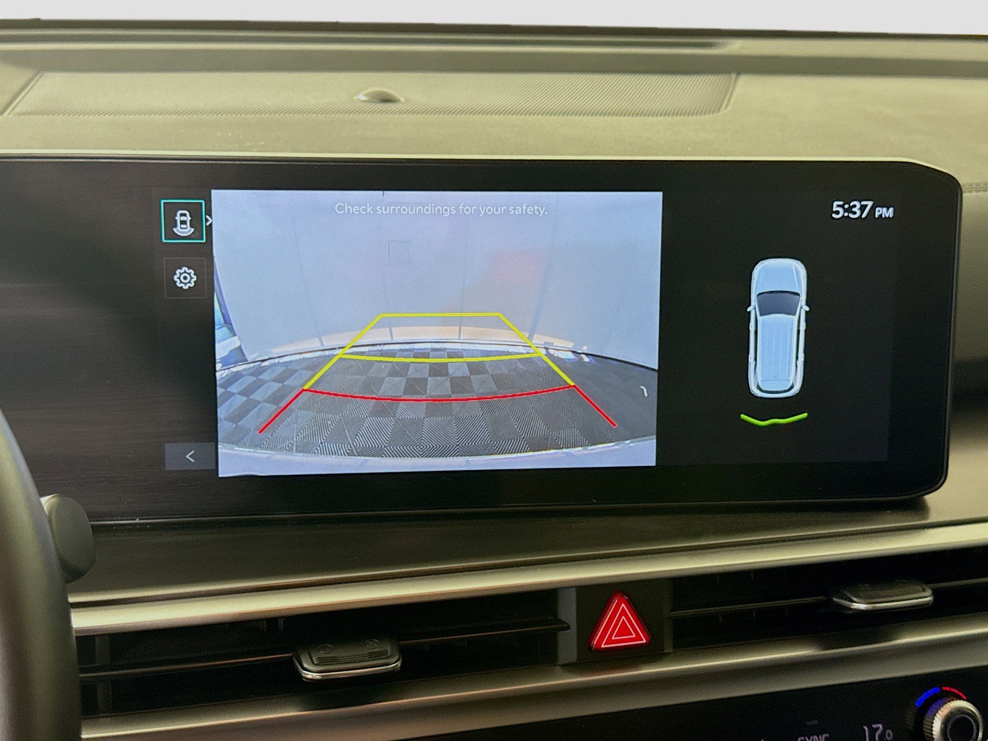 Used 2024 Kia Sorento S image 19