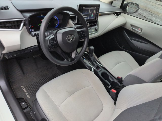 Used 2021 Toyota Corolla LE image 10