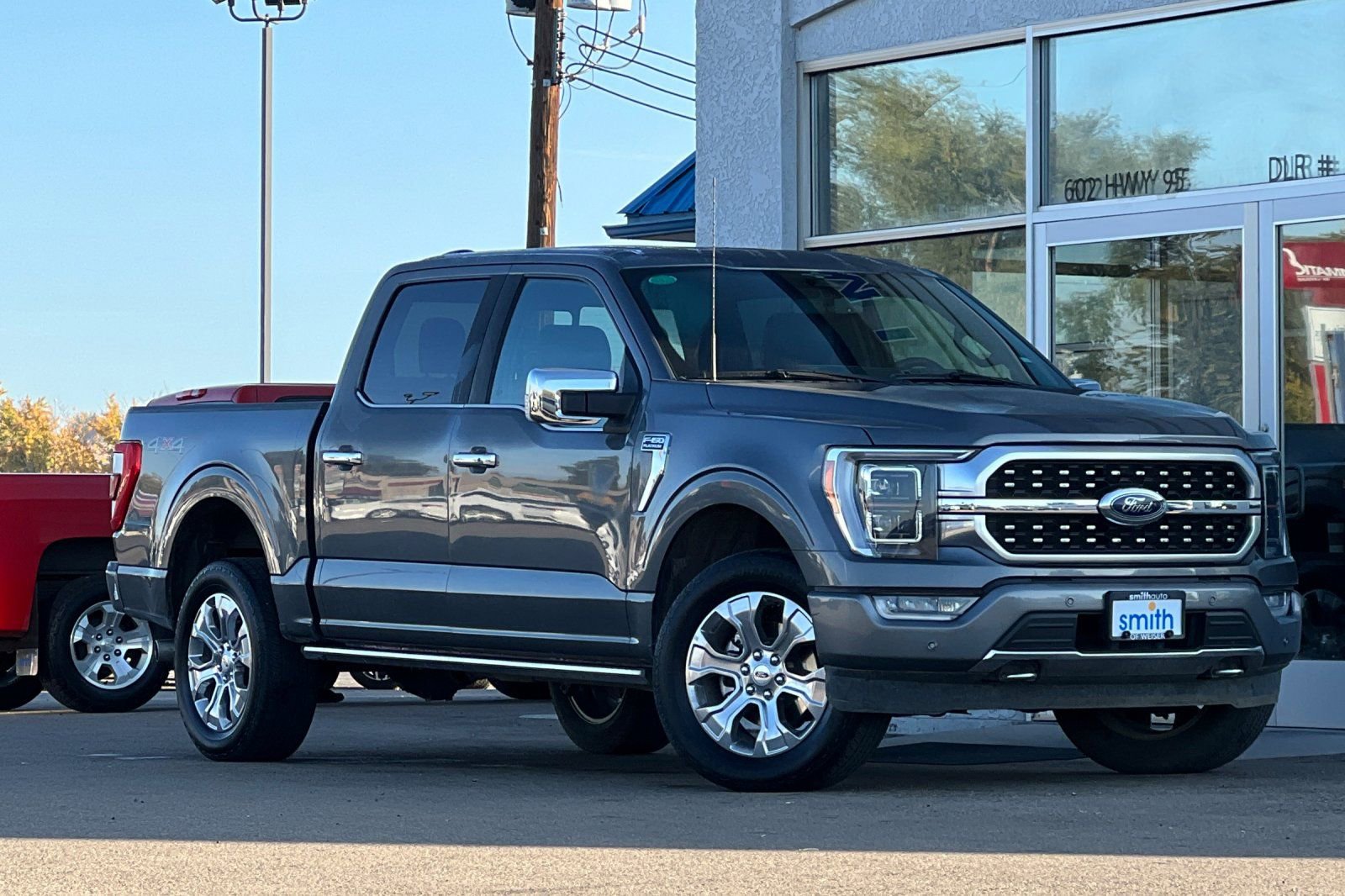 Used 2023 Ford F150 Platinum image 2