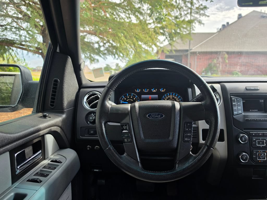 Used 2014 Ford F150 XLT w/ XLT Convenience Package RWD image 18