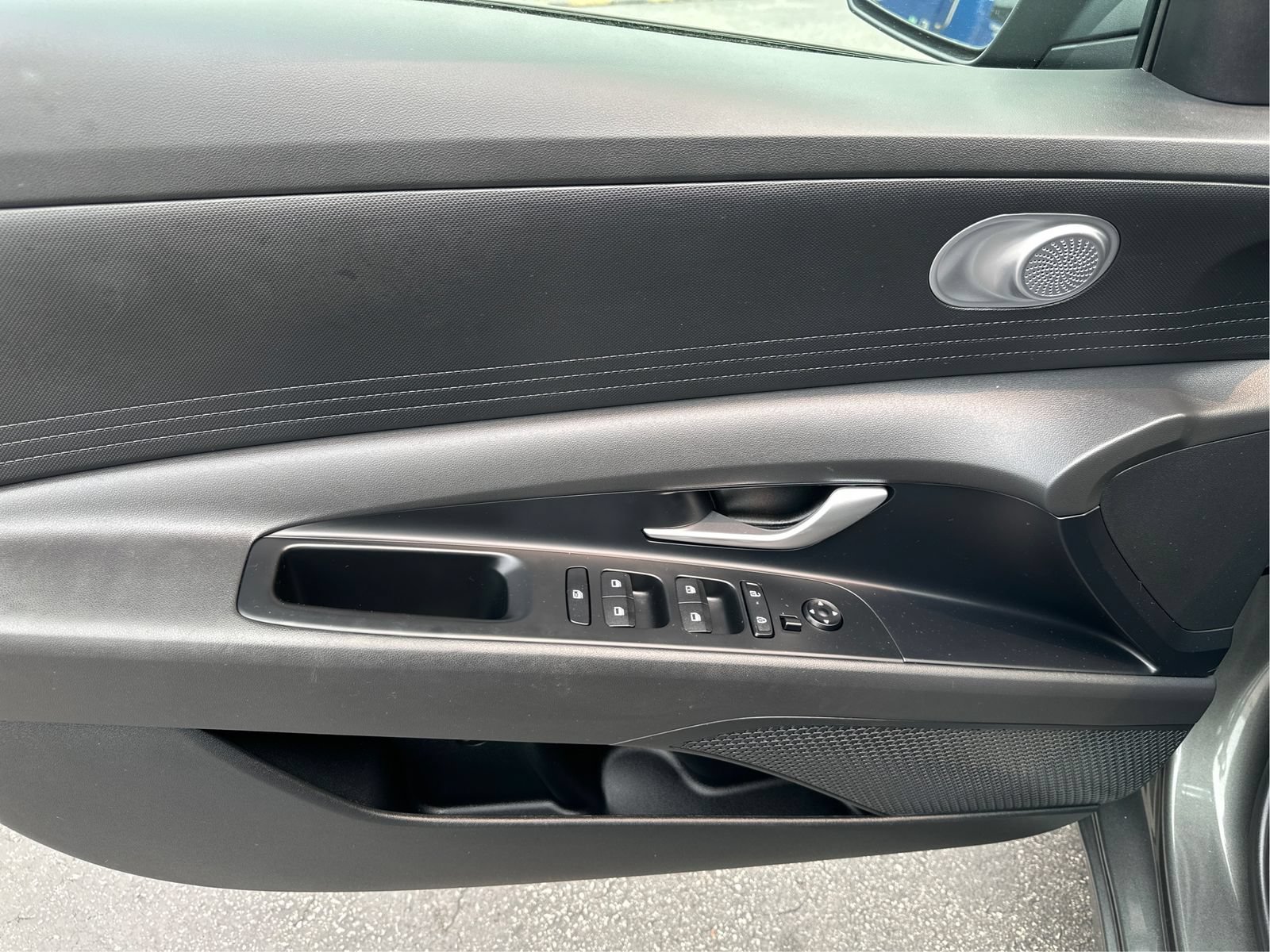 Certified 2024 Hyundai Elantra SEL FWD image 20