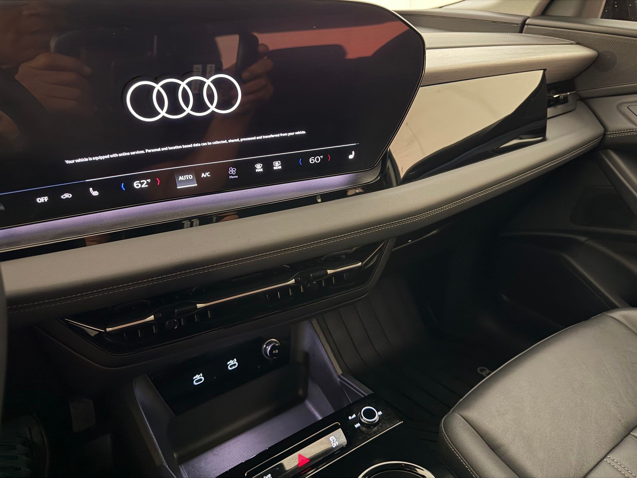Certified 2025 Audi Q6 e-tron Premium w/ Convenience Package RWD image 19