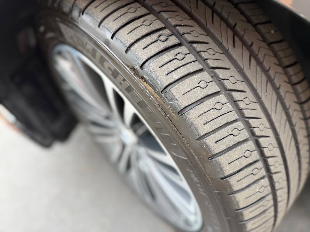 Used 2018 BMW 530i RWD image 24