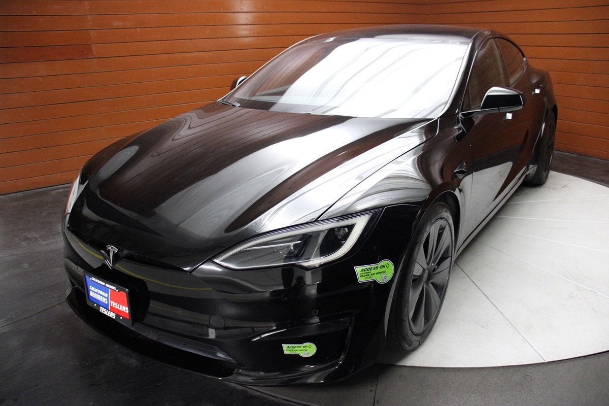 Used 2023 Tesla Model S AWD/4WD image 10