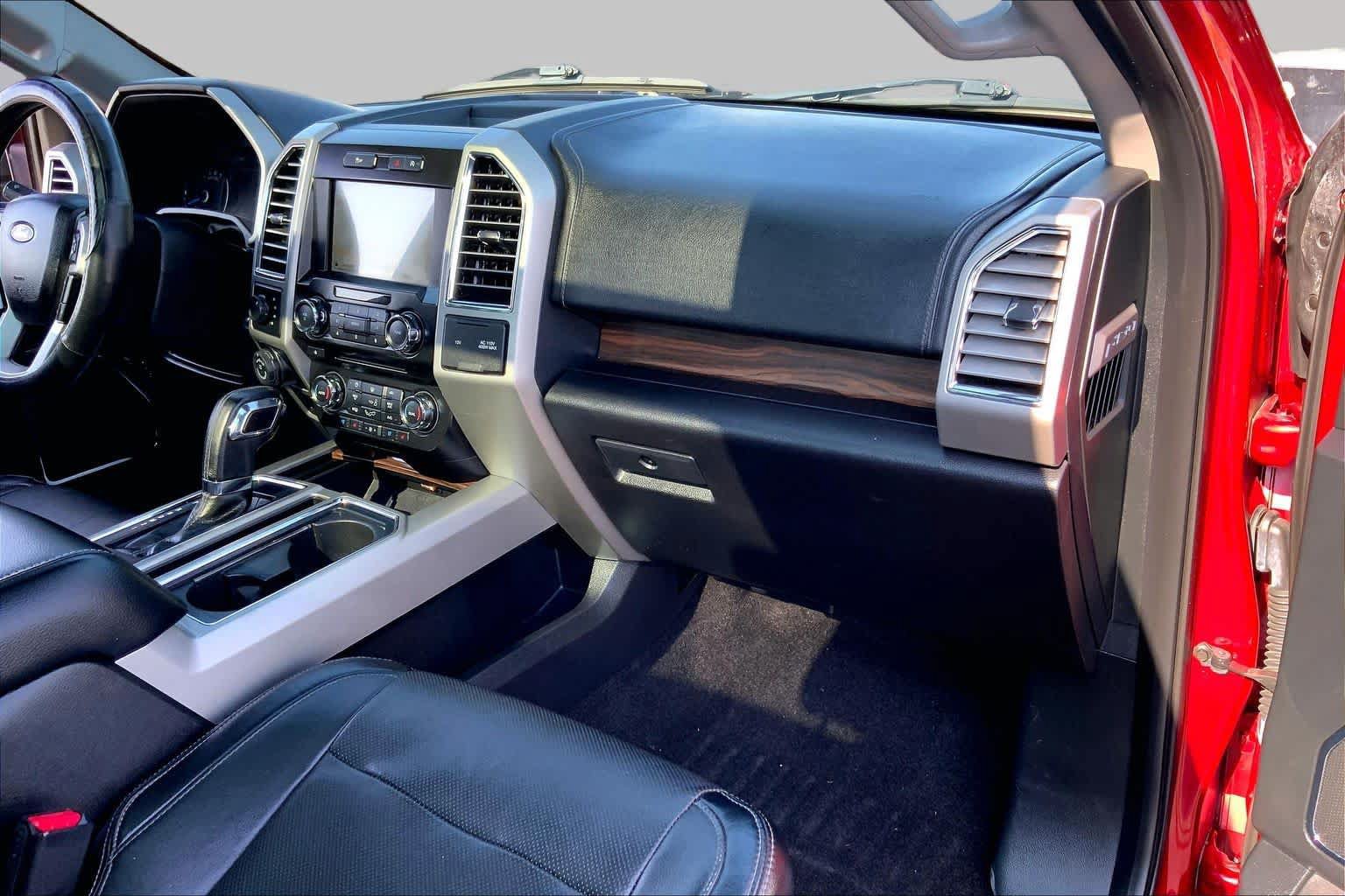 Used 2016 Ford F150 Lariat w/ Equipment Group 501A Mid AWD/4WD image 17