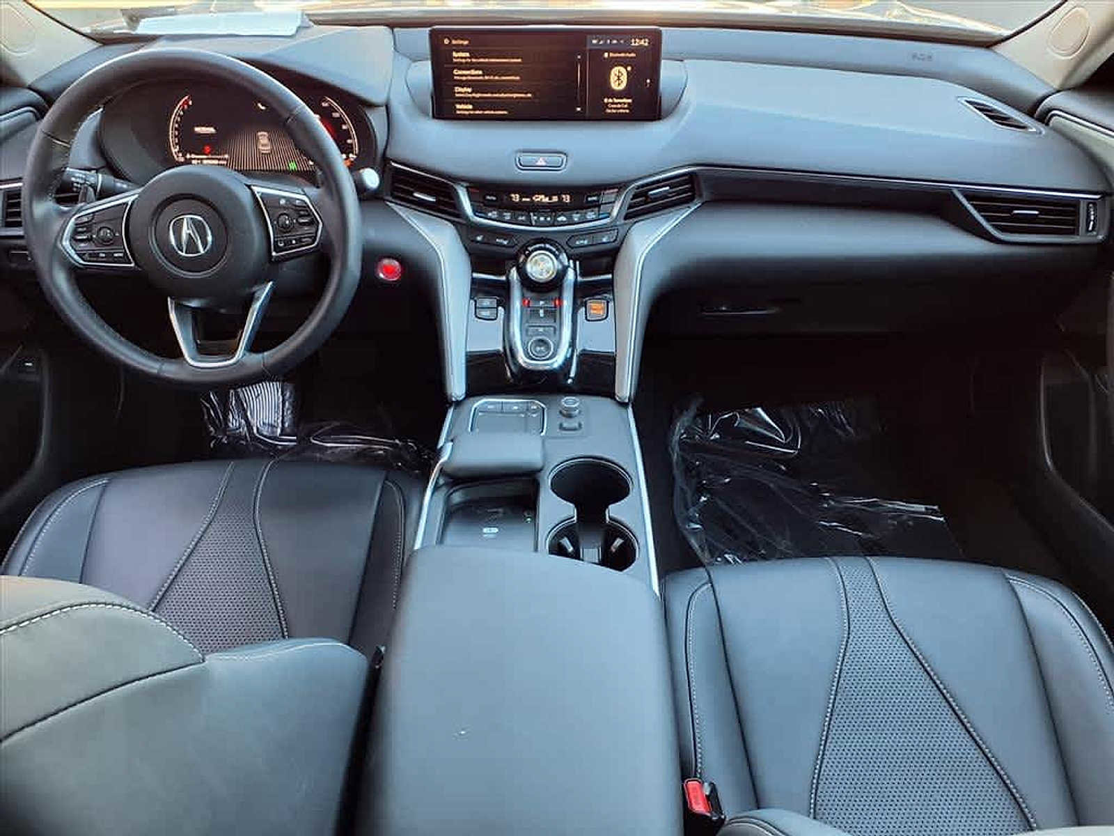 Certified 2025 Acura TLX w/ Technology Package image 9