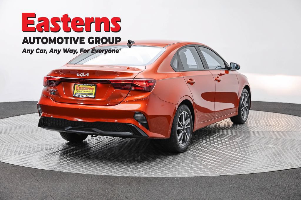 Used 2023 Kia Forte LXS w/ LXS Technology Package FWD image 5