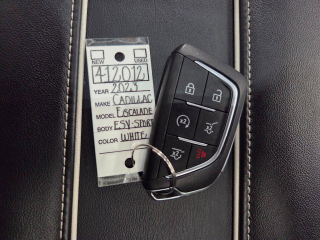 Used 2023 Cadillac Escalade ESV Sport Platinum w/ LPO, ONYX Package image 47