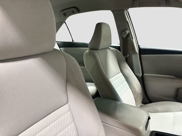 Used 2017 Toyota Camry LE FWD image 19