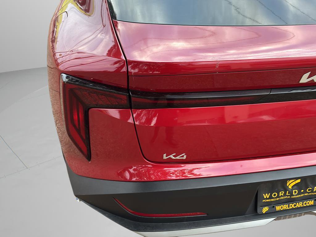 Used 2025 Kia K4 EX image 35