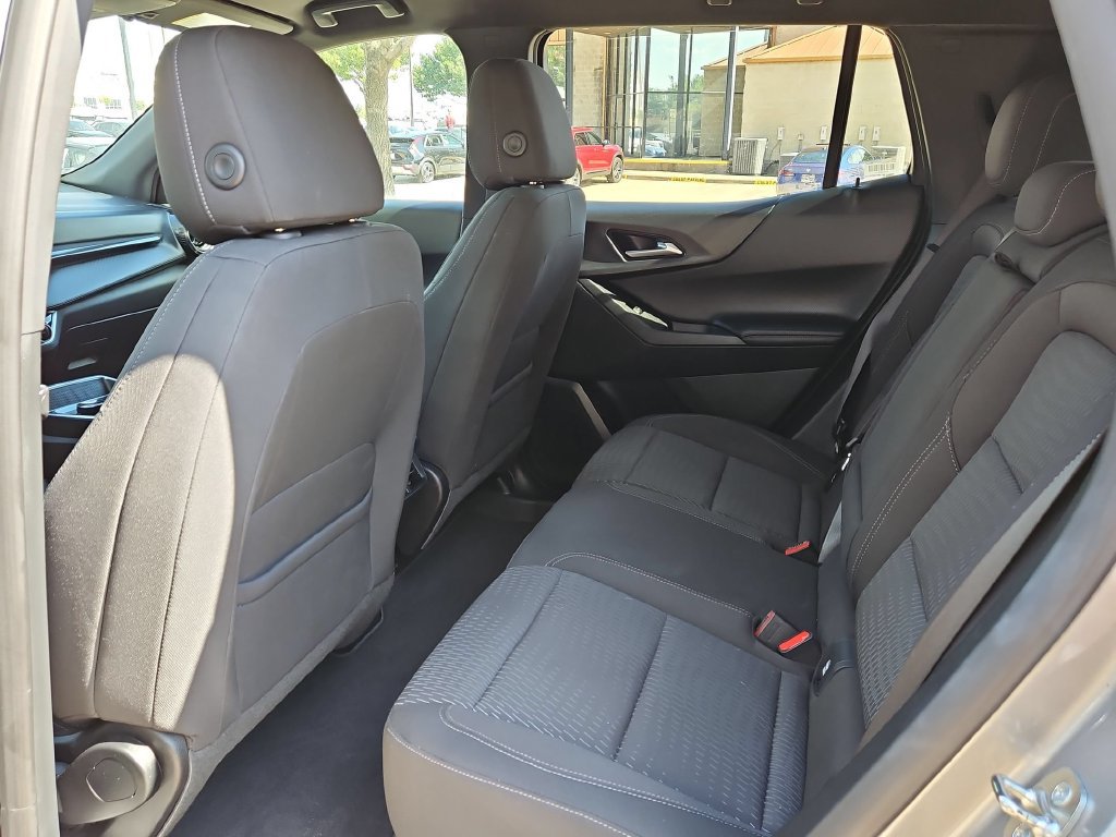 Used 2026 Chevrolet Equinox LT FWD image 28