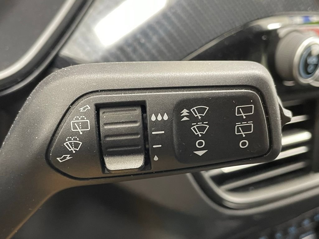 Used 2025 Ford Escape ST-Line AWD/4WD image 26