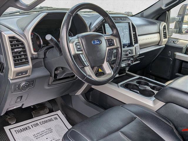 Used 2022 Ford F250 Lariat w/ Black Appearance Package image 10