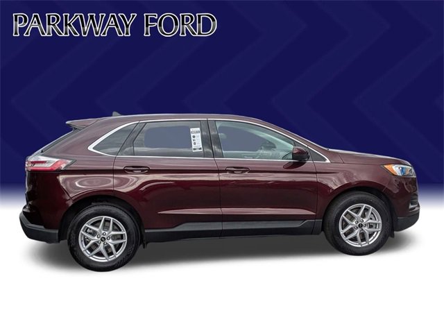 Used 2024 Ford Edge SEL image 4