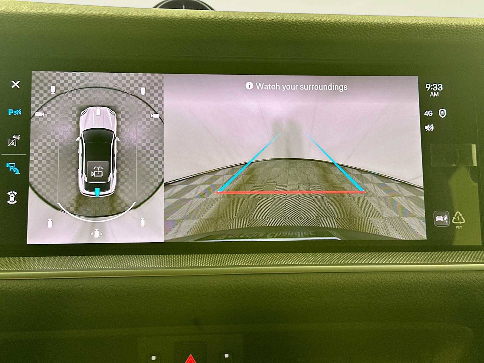 New 2025 Porsche Cayenne Coupe image 18