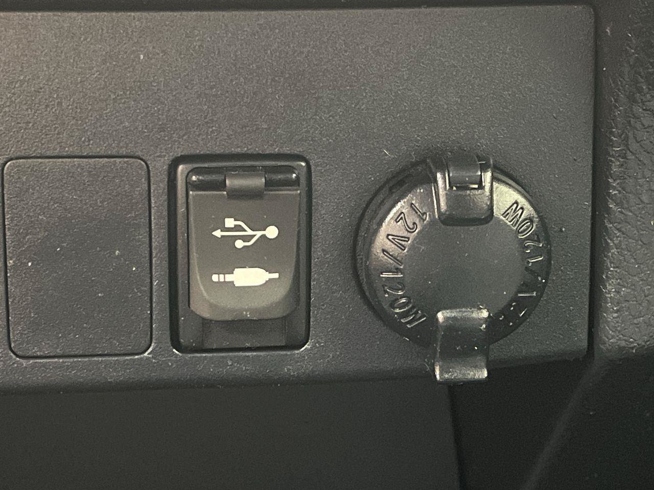 Used 2018 Toyota RAV4 Limited w/ Advanced Technology Package AWD/4WD image 24