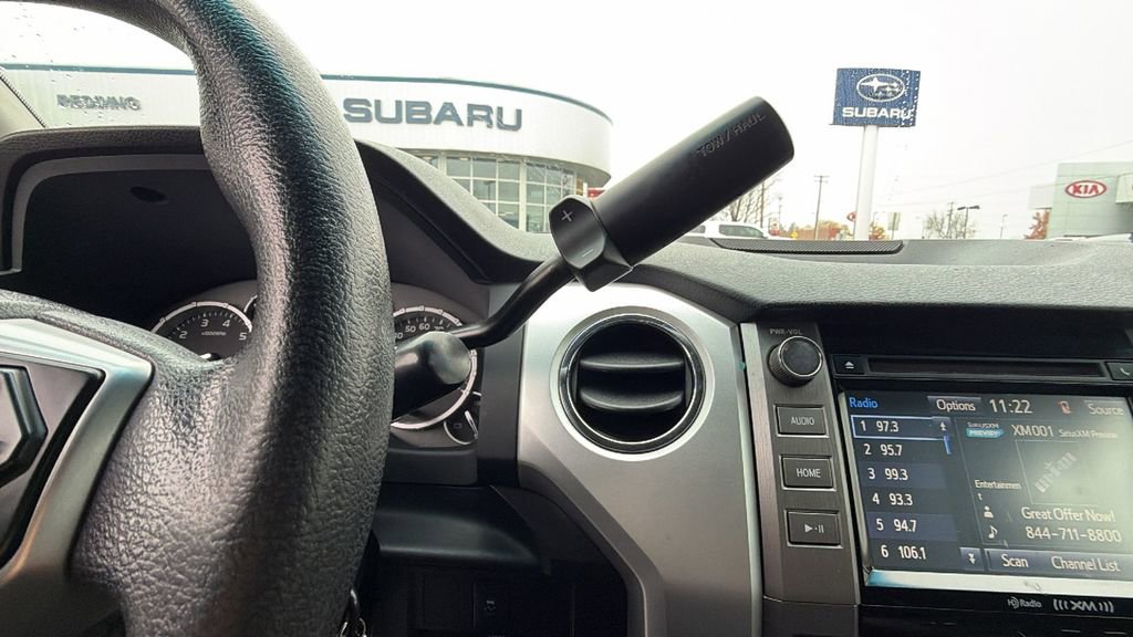 Used 2017 Toyota Tundra SR5 image 24