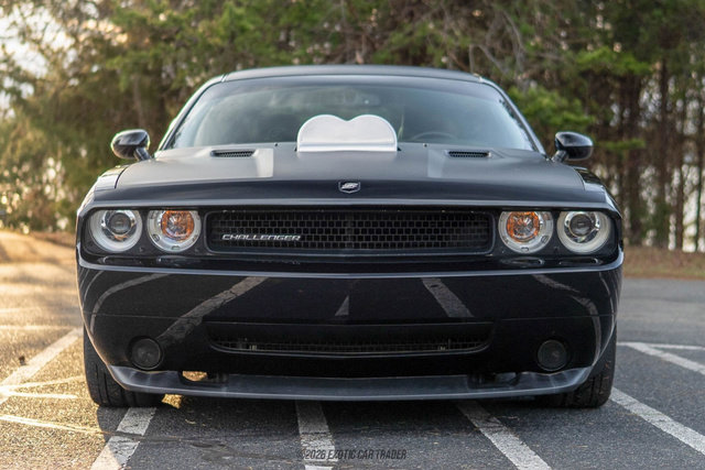 Used 2009 Dodge Challenger SRT8 w/ SRT Option Group II image 13