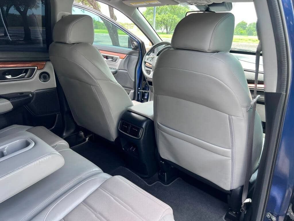 Used 2022 Honda CR-V Touring image 29