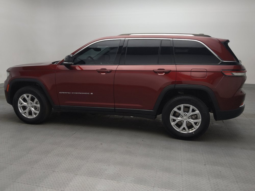 Used 2023 Jeep Grand Cherokee Limited RWD image 3