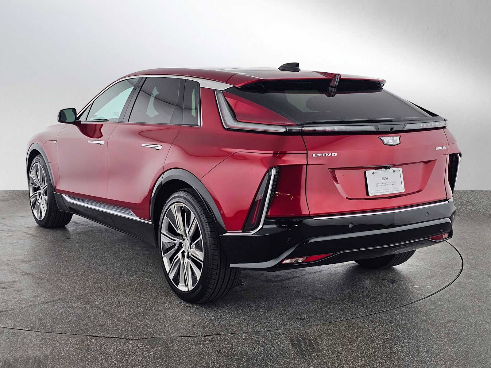 Used 2025 Cadillac Lyriq Luxury image 5