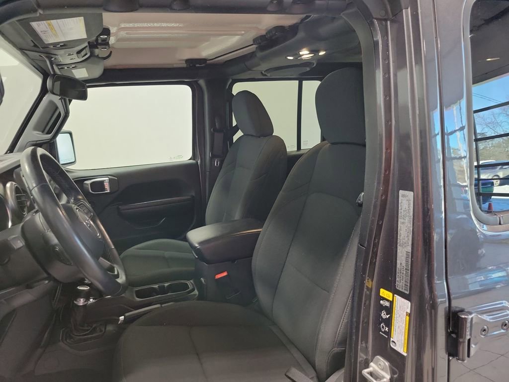Used 2021 Jeep Wrangler Unlimited Sport AWD/4WD image 2