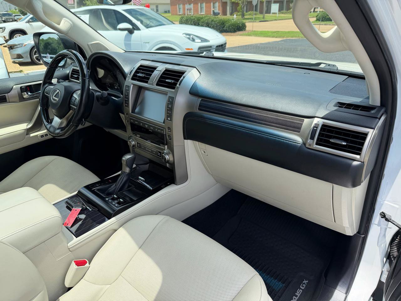 Used 2020 Lexus GX 460 Premium w/ Premium Package AWD/4WD image 20