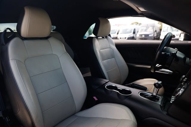 Used 2018 Ford Mustang Premium RWD image 18