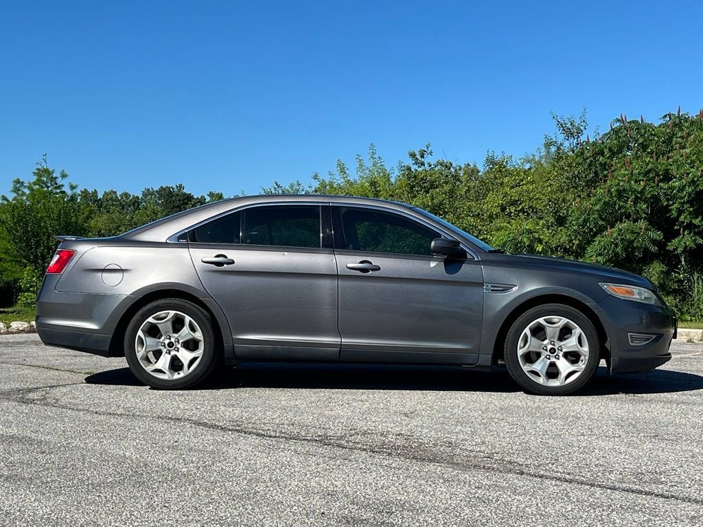 Used 2011 Ford Taurus SHO w/ 401A Rapid Spec Order Code AWD/4WD image 8