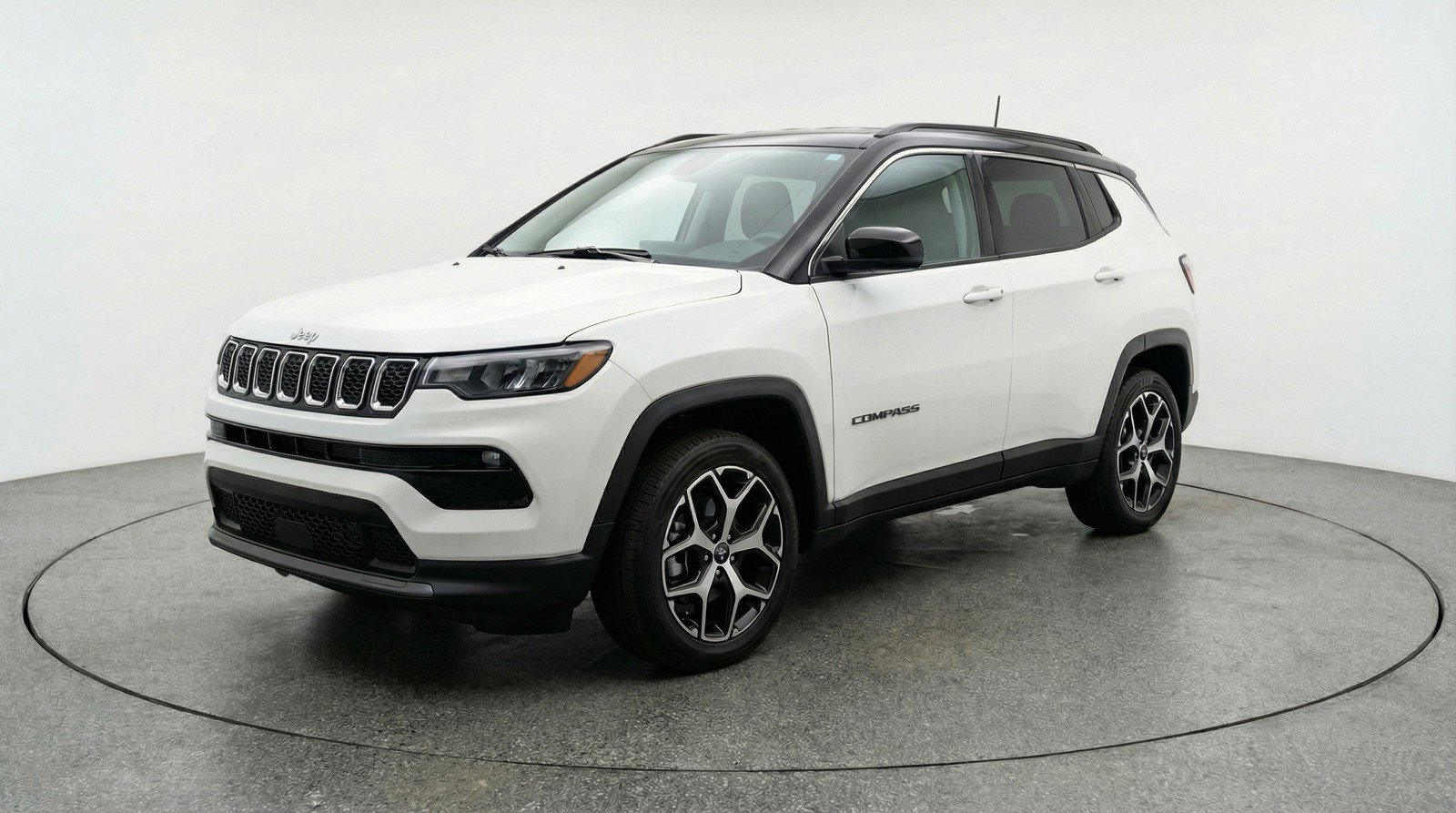 Used 2025 Jeep Compass Limited AWD/4WD image 2